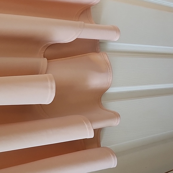 Boohoo Cocktail Dress, peach Sz US 16 /UK 20 Cold shoulder - Picture 4 of 4